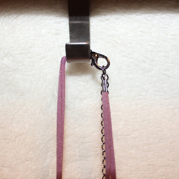 Necklaces - Picture 7 of 11